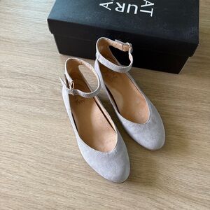 Naturalizer Valentina Ankle Wrap Ballet Flat Tan Suede Women's Shoes Gray